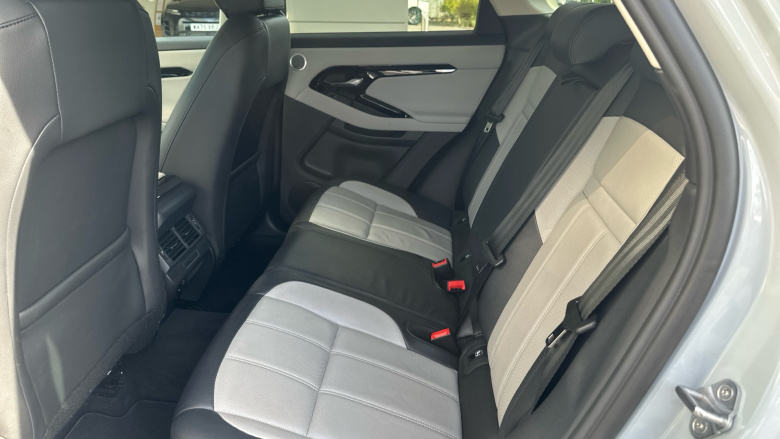 Land Rover Range Rover Evoque 2.0 D200 Dynamic SE 5dr Auto Diesel Hatchback